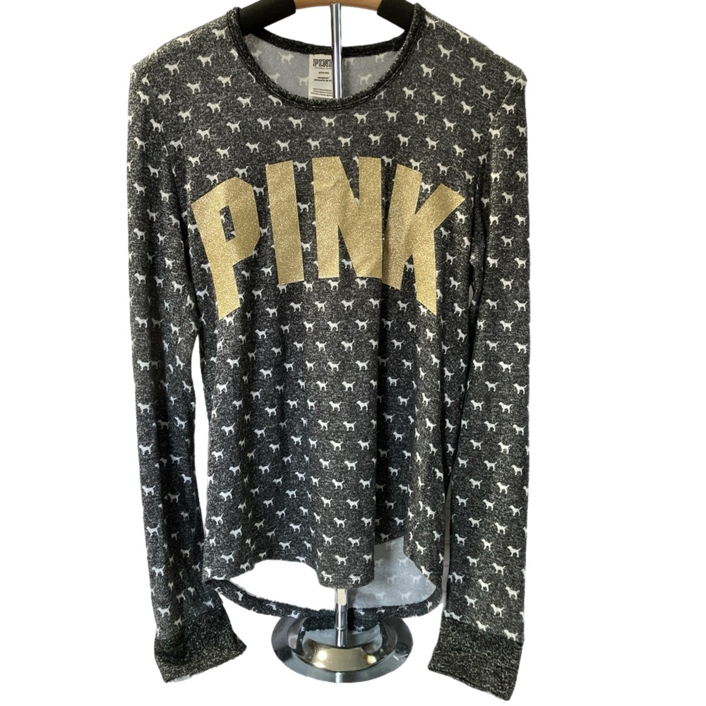 VS PINK sleep top M long sleeve all over pups with gold spell out EUC 15086